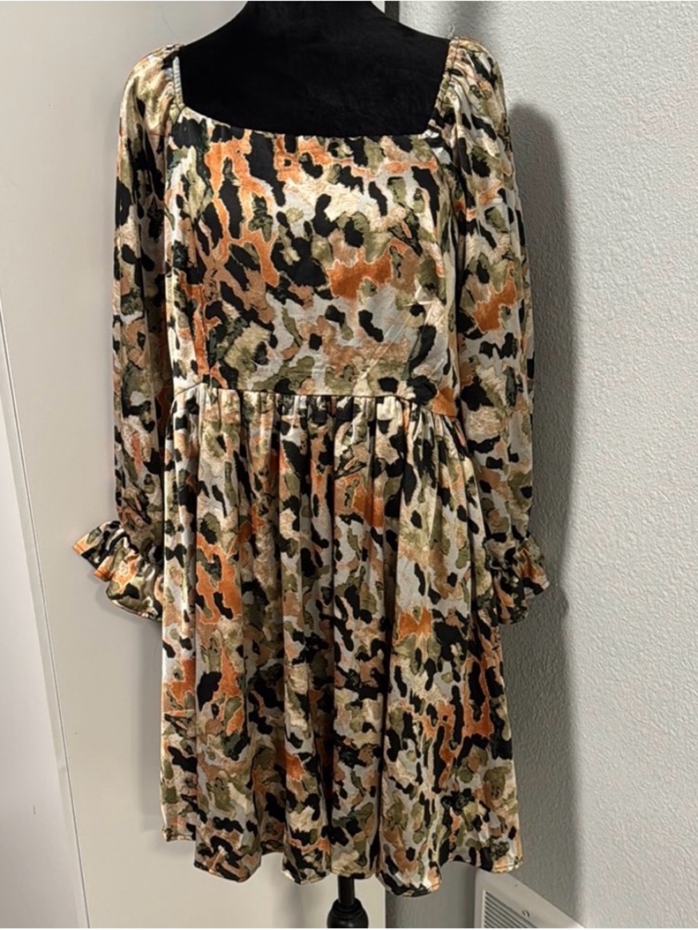 Women’s Square-Neck Long Sleeve Floral/animal print  Abstract Dress - Multi
